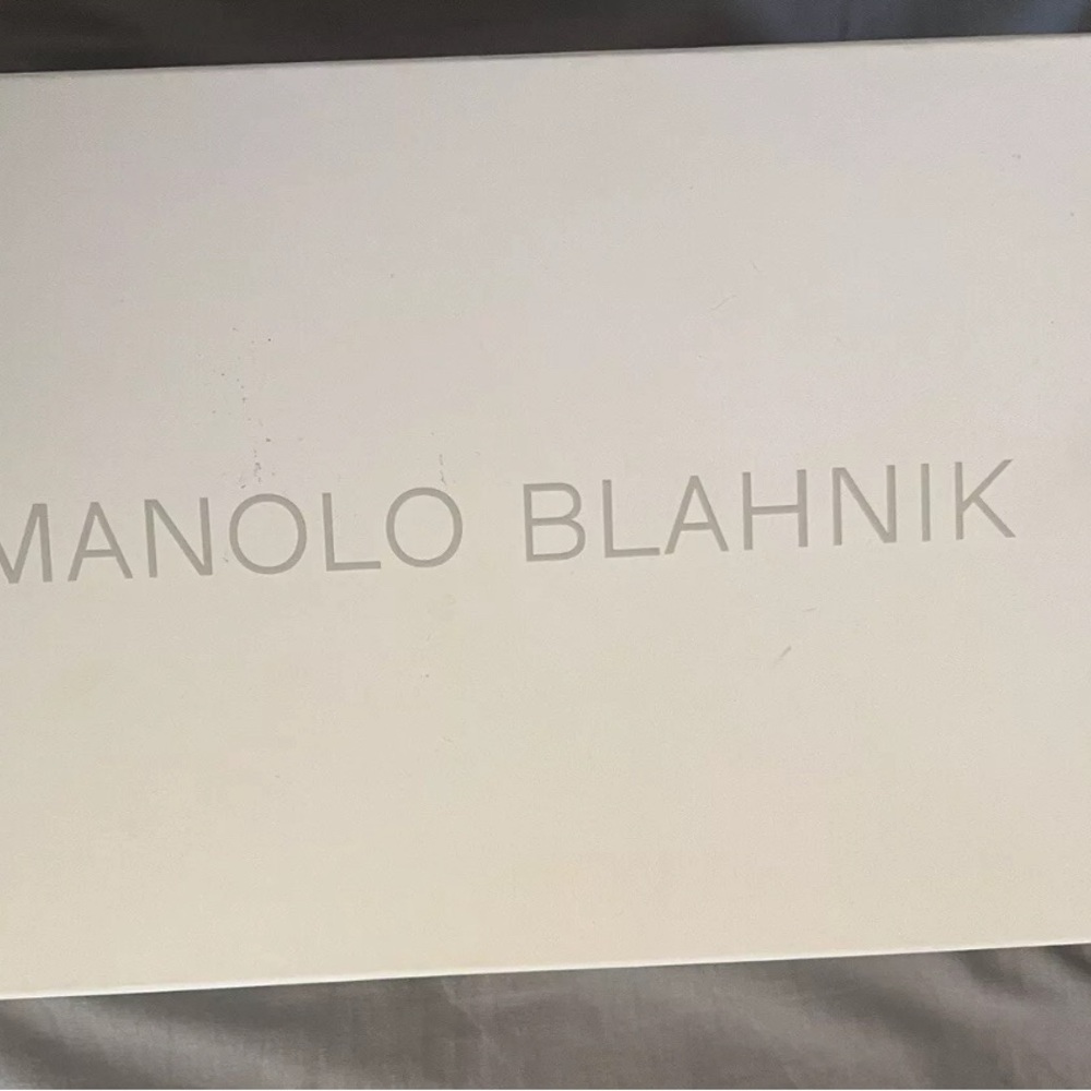 BRAND NEW MANOLO BLAHNIK slingback Sandals - Size 42 (US 12)
NEW IN BOX - Picture 6 of 7